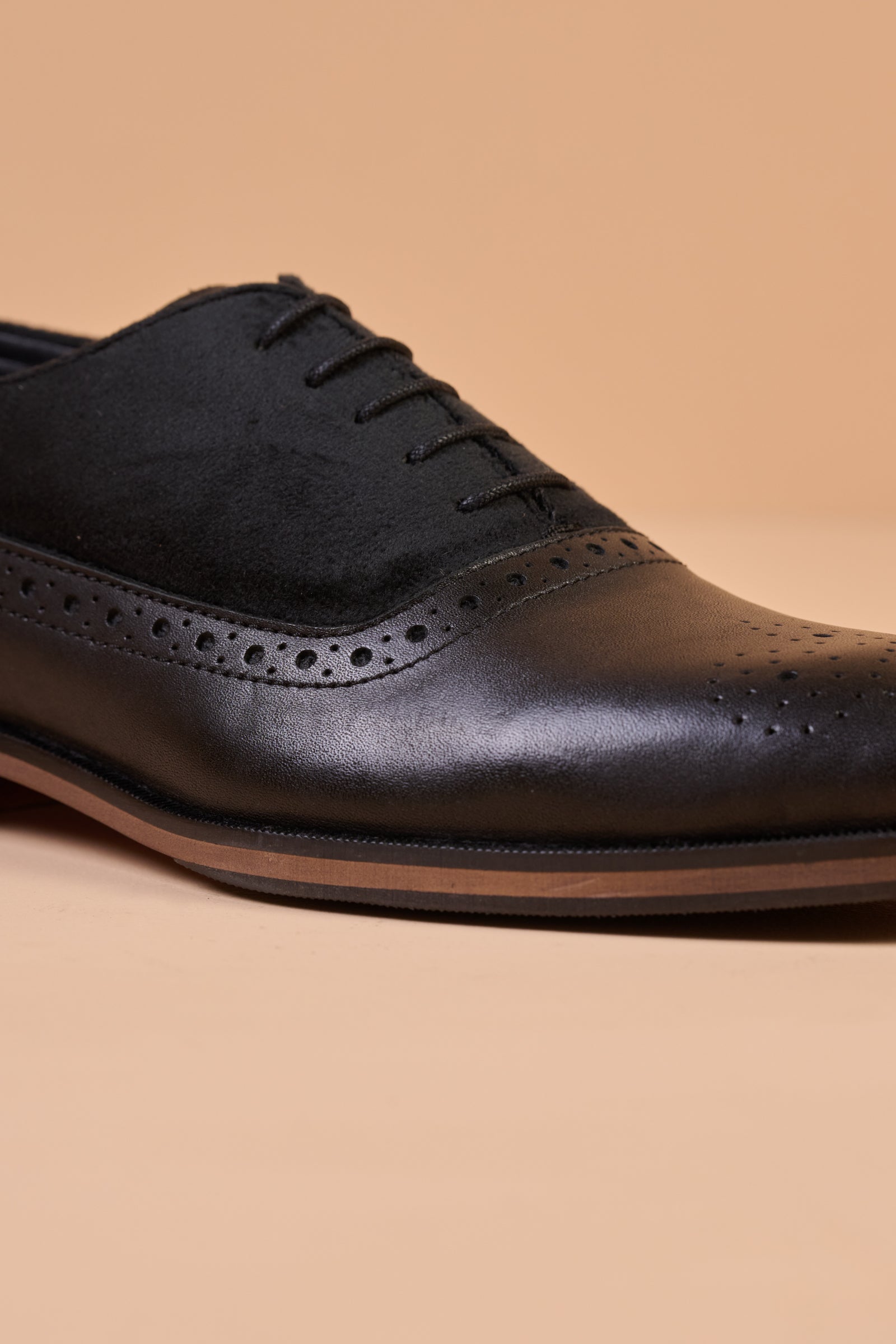 Classic Lace Up Brogue