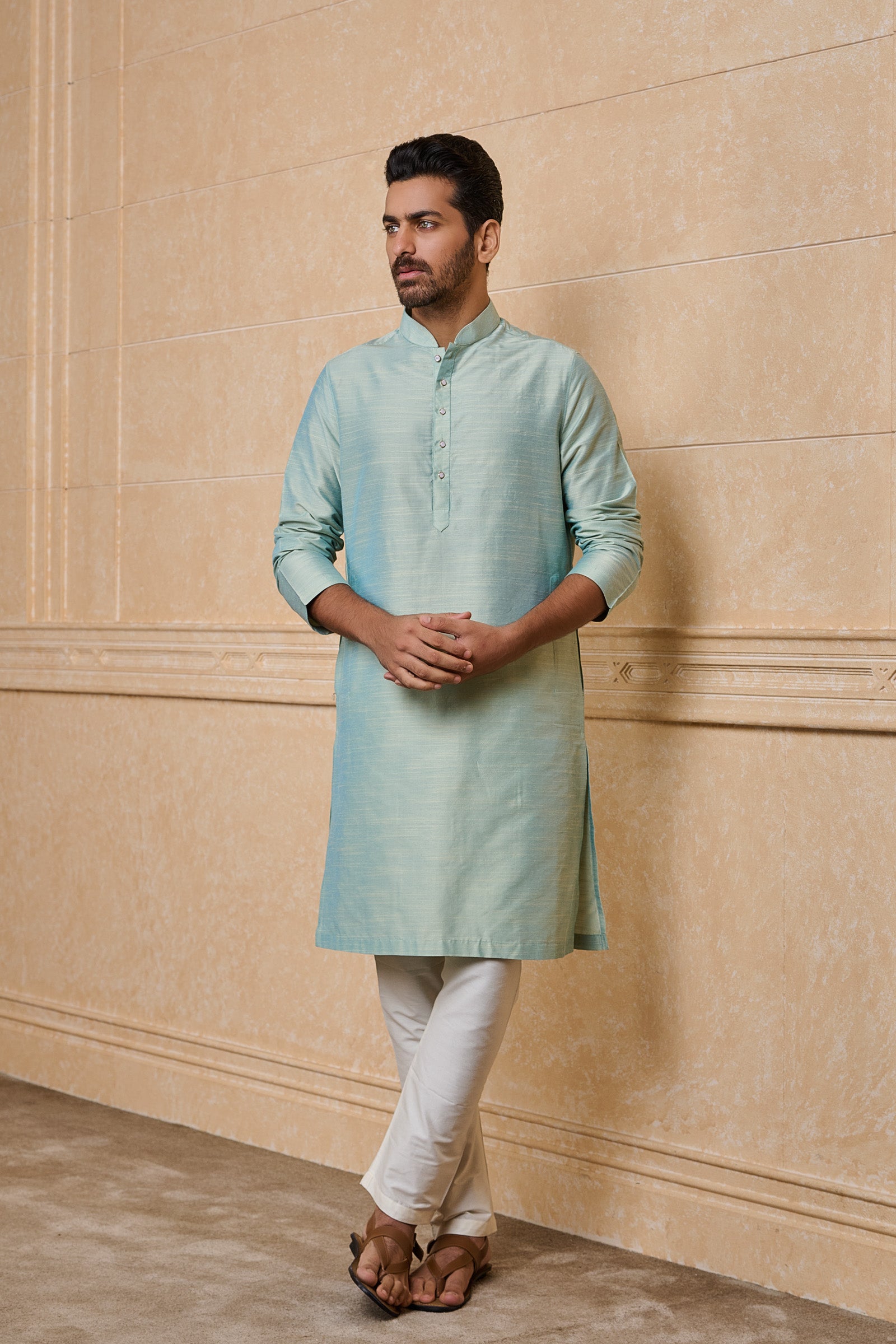 Aqua Classic Solid Single Kurta