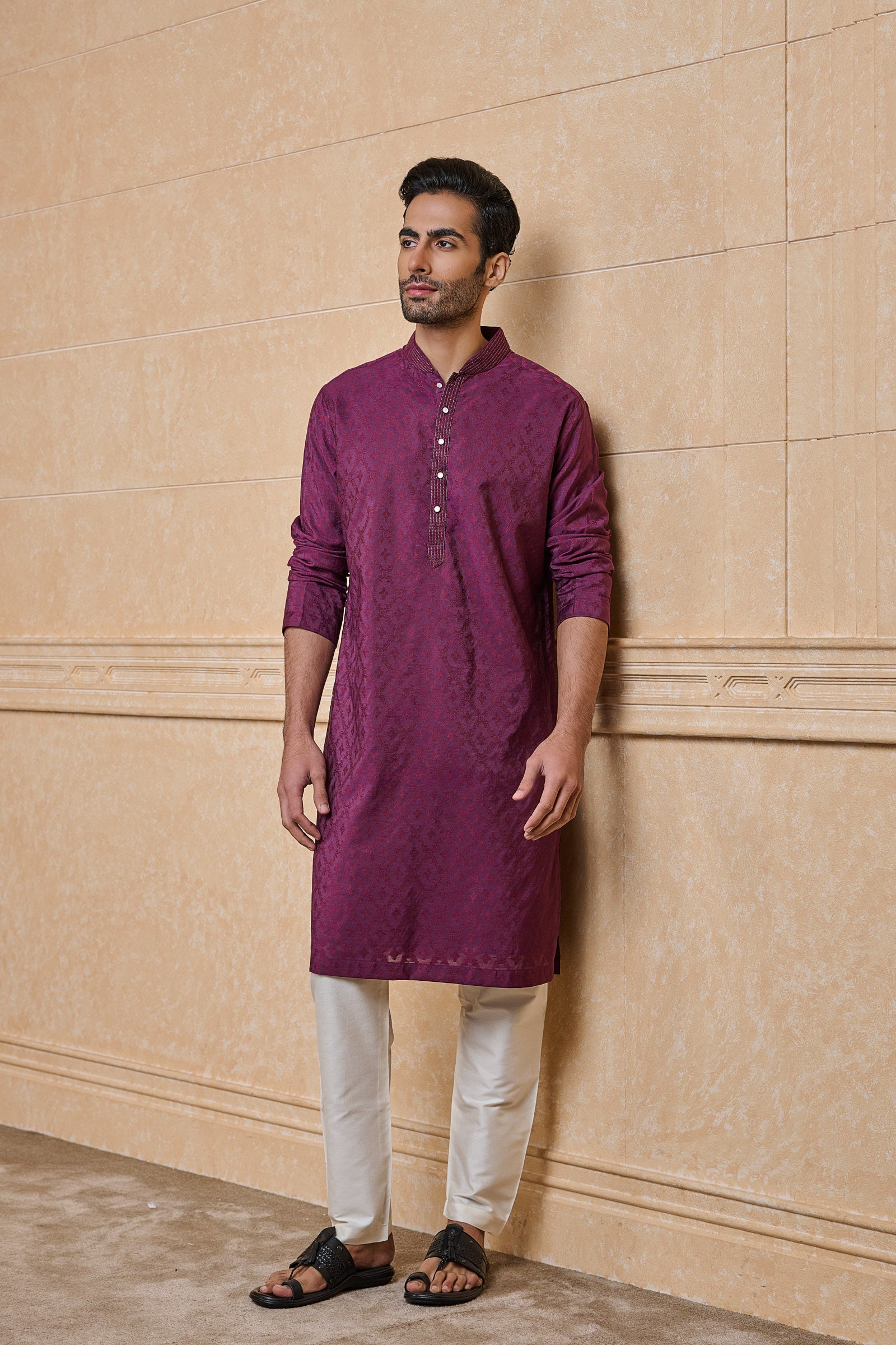 Purple Jacquard Kurta Set With Collar Highlight