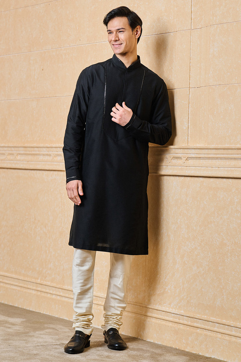 Kurta With Textured Front Yoke