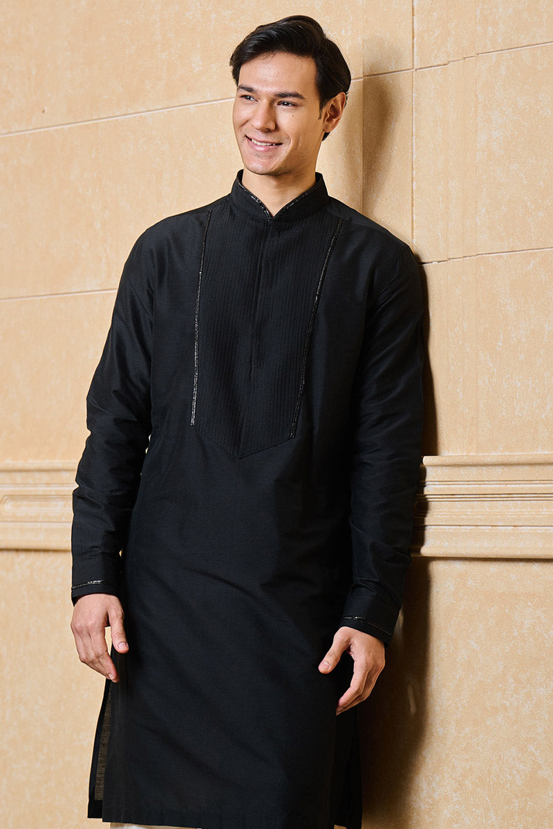 Kurta With Textured Front Yoke