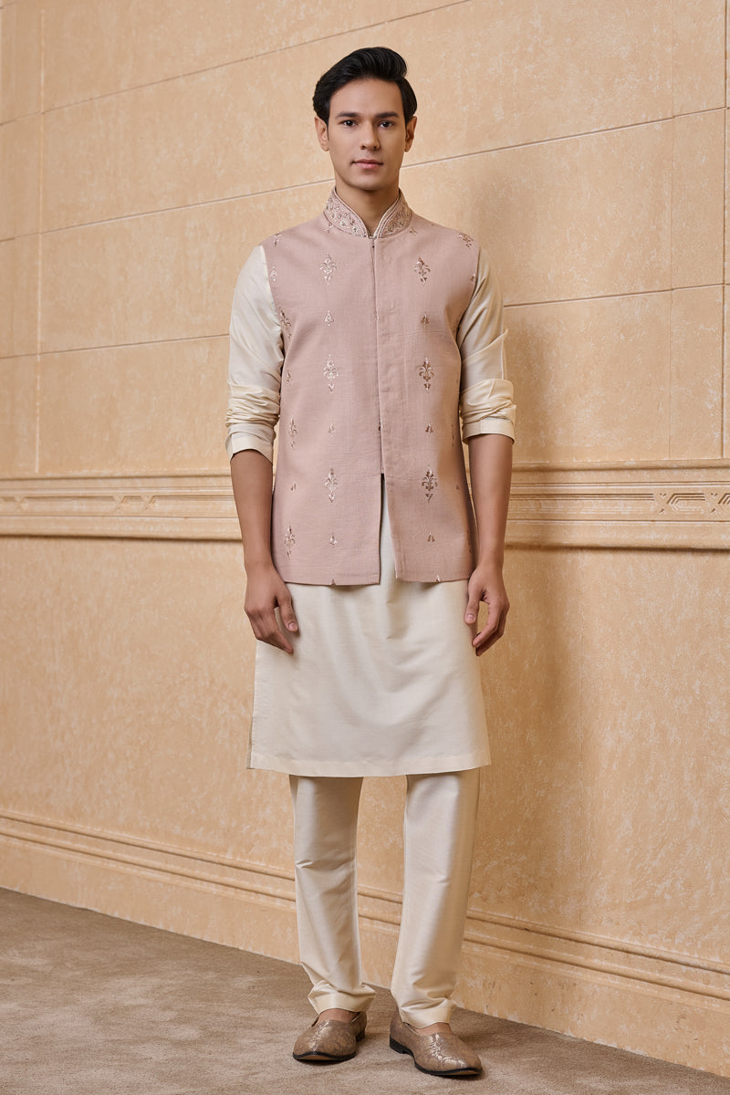 Peach Linen Bundi With All Over Embroidery