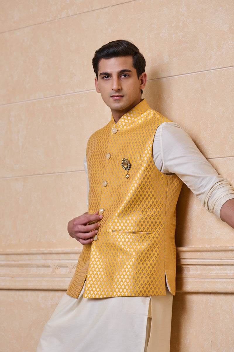 Yellow Classic Jacquard Bundi