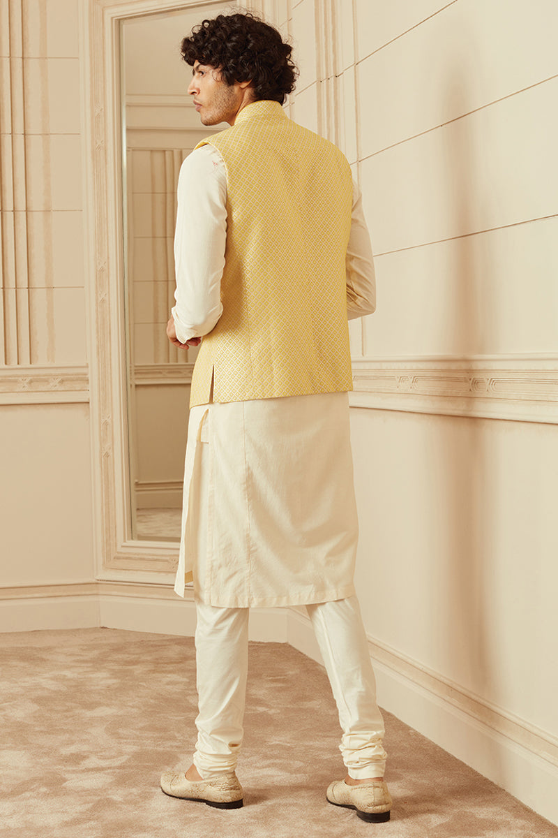 Yellow Jacquard Bundi With Top Stitch Collar