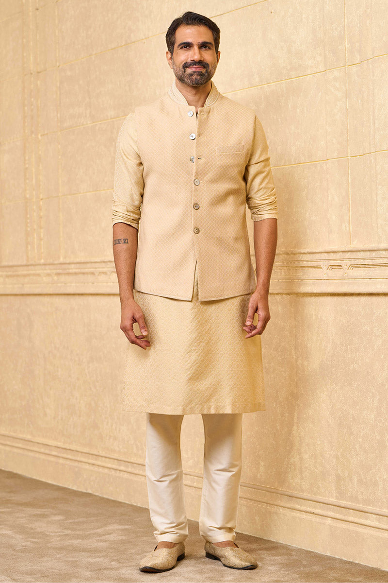 Beige All Over Textured Bundi