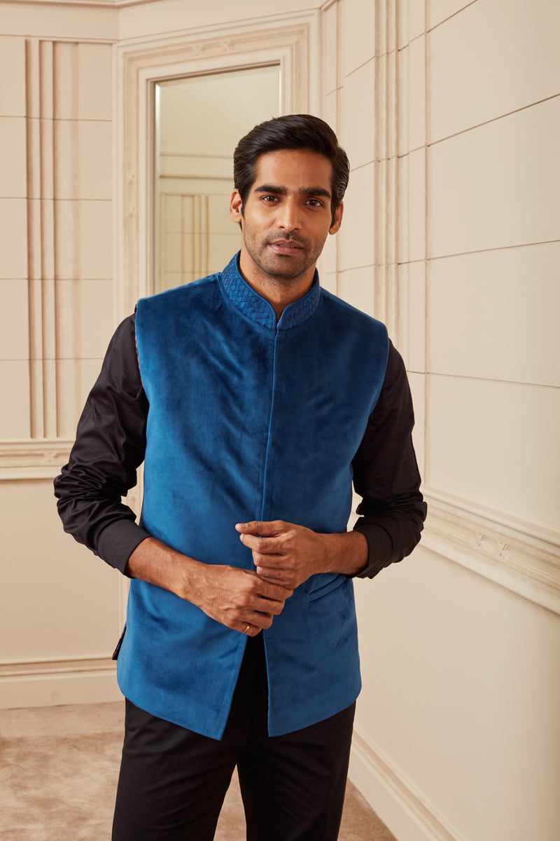 Blue Velvet Bundi With Embroidery on Collar