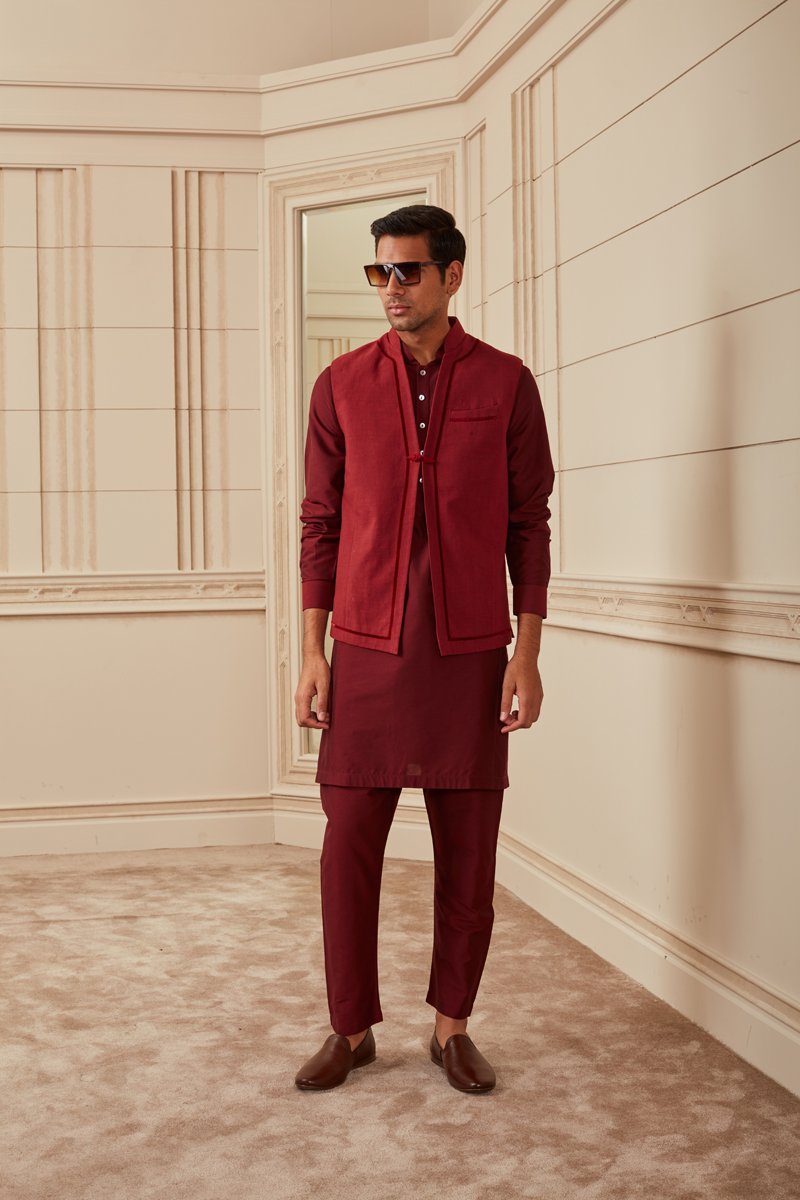 Maroon Cotton Bundi With Single Frogging Button