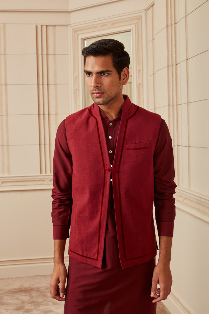 Maroon Cotton Bundi With Single Frogging Button