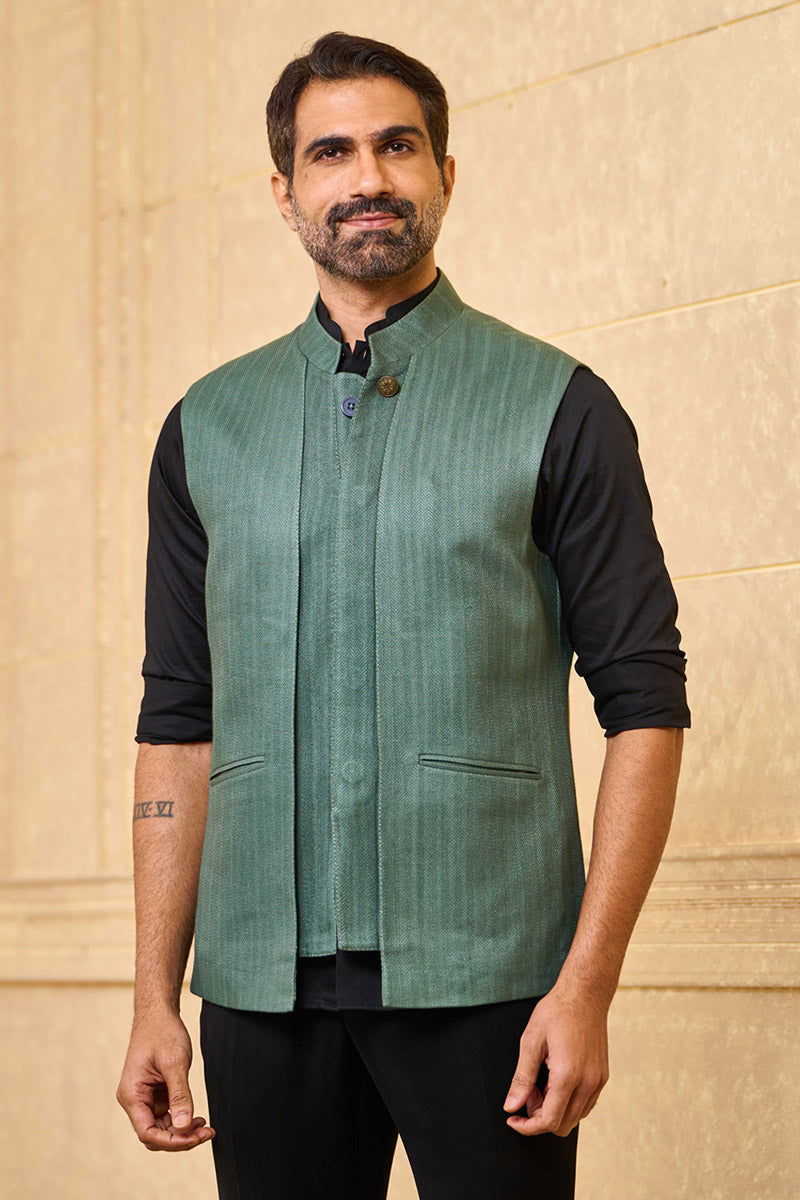 Dark Green Layer Pattern Bundi