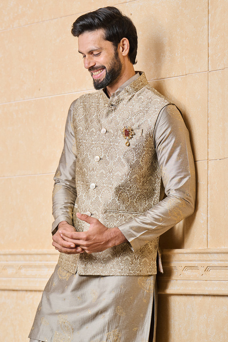 Beige Classic Jacquard Bundi