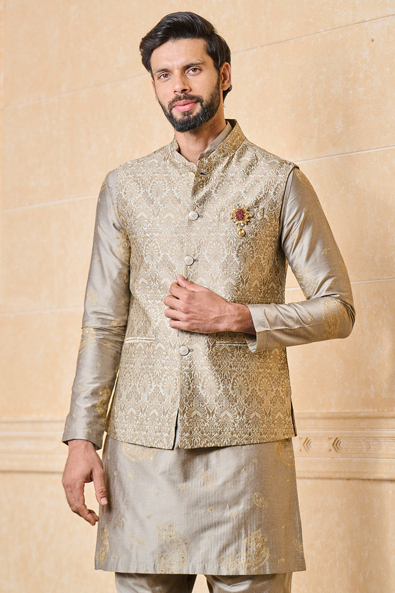 Beige Classic Jacquard Bundi