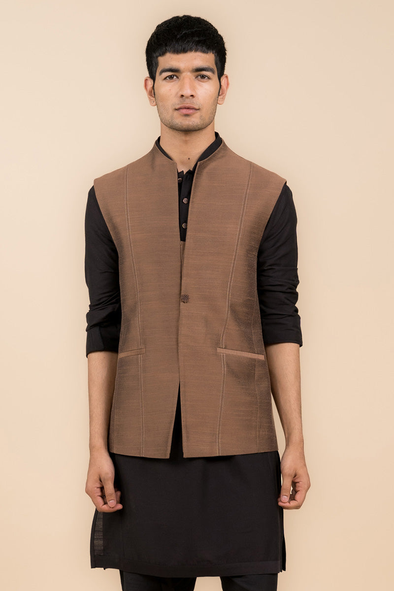 Brown Bundi With Top Stitch Detailing