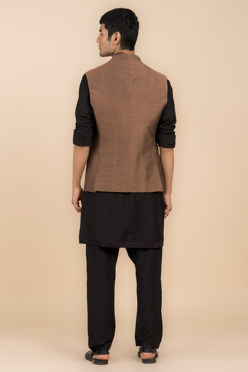 Brown Bundi With Top Stitch Detailing