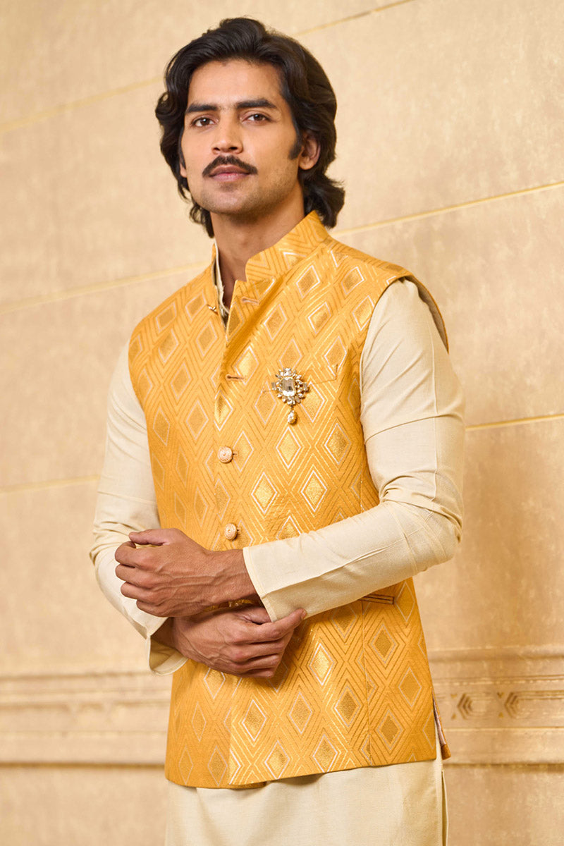 Yellow Brocade Bundi