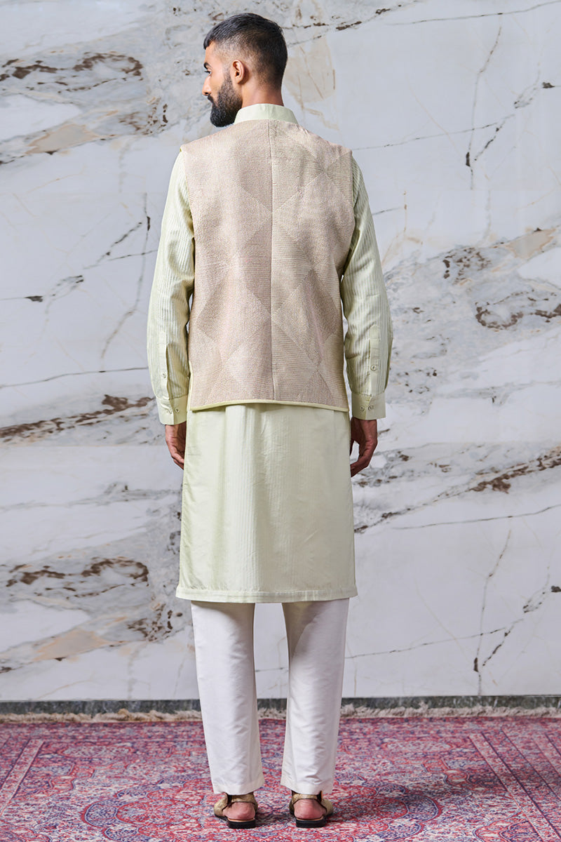 Light Green Bundi In Dori And Badla Texturing Work