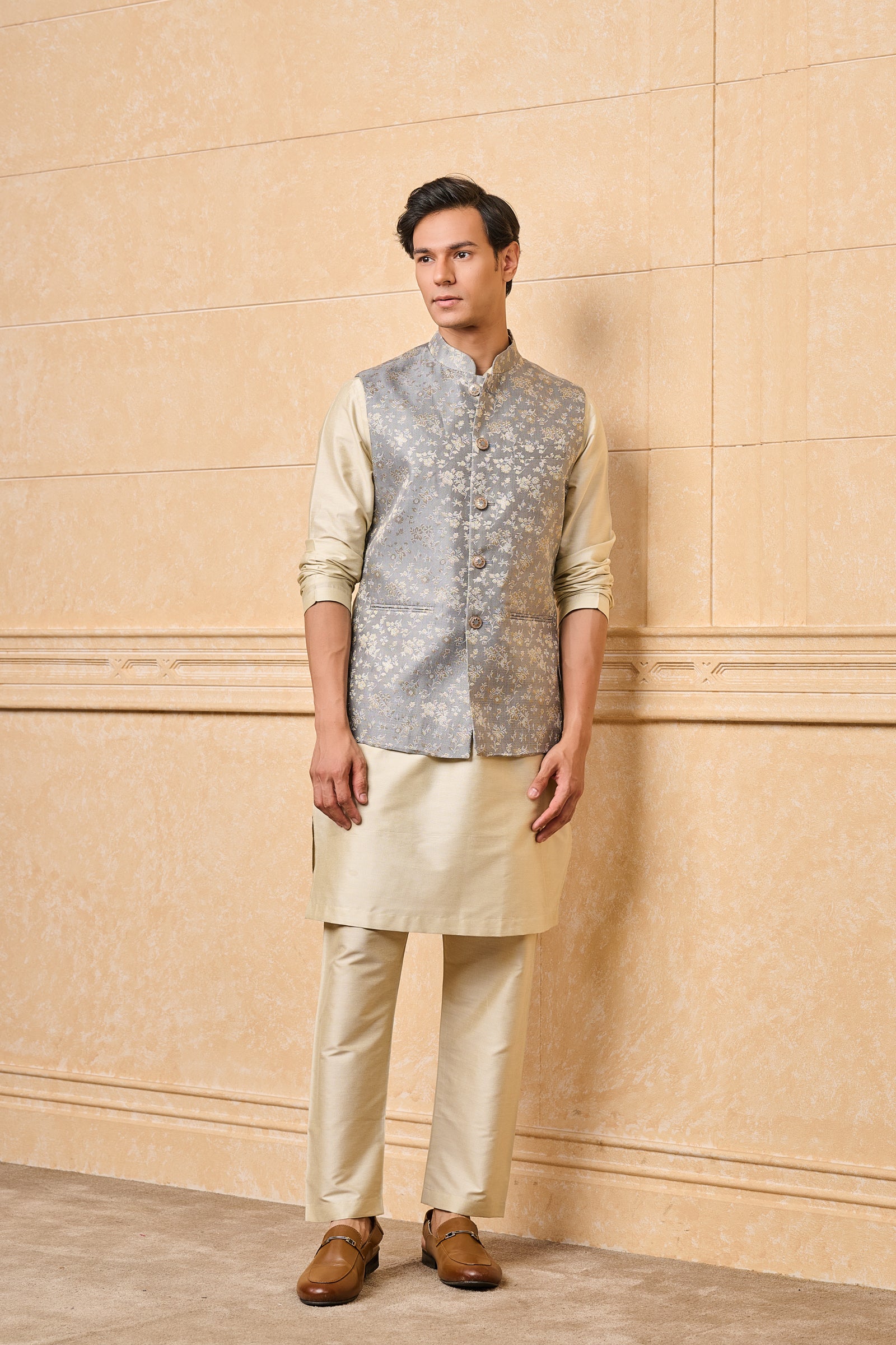 Grey Classic Brocade Bundi