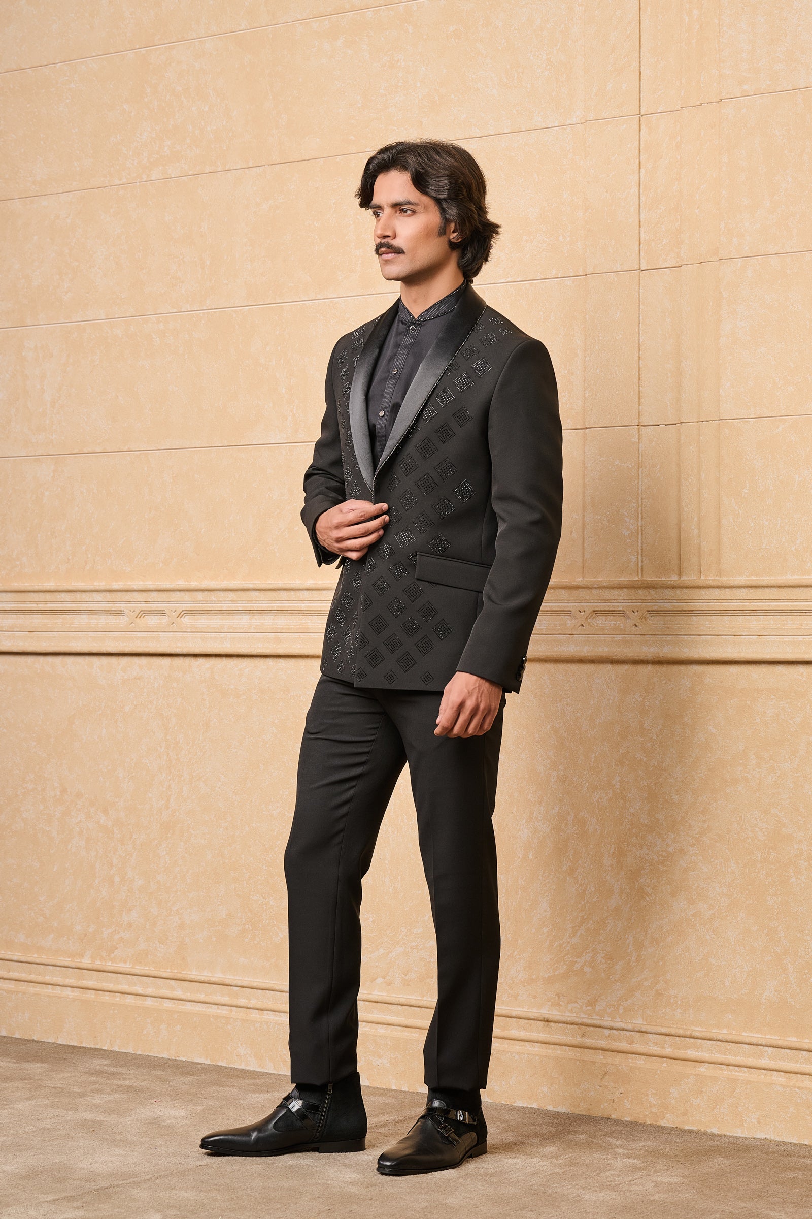 Black All Over Front Embroidered Dinner Jacket