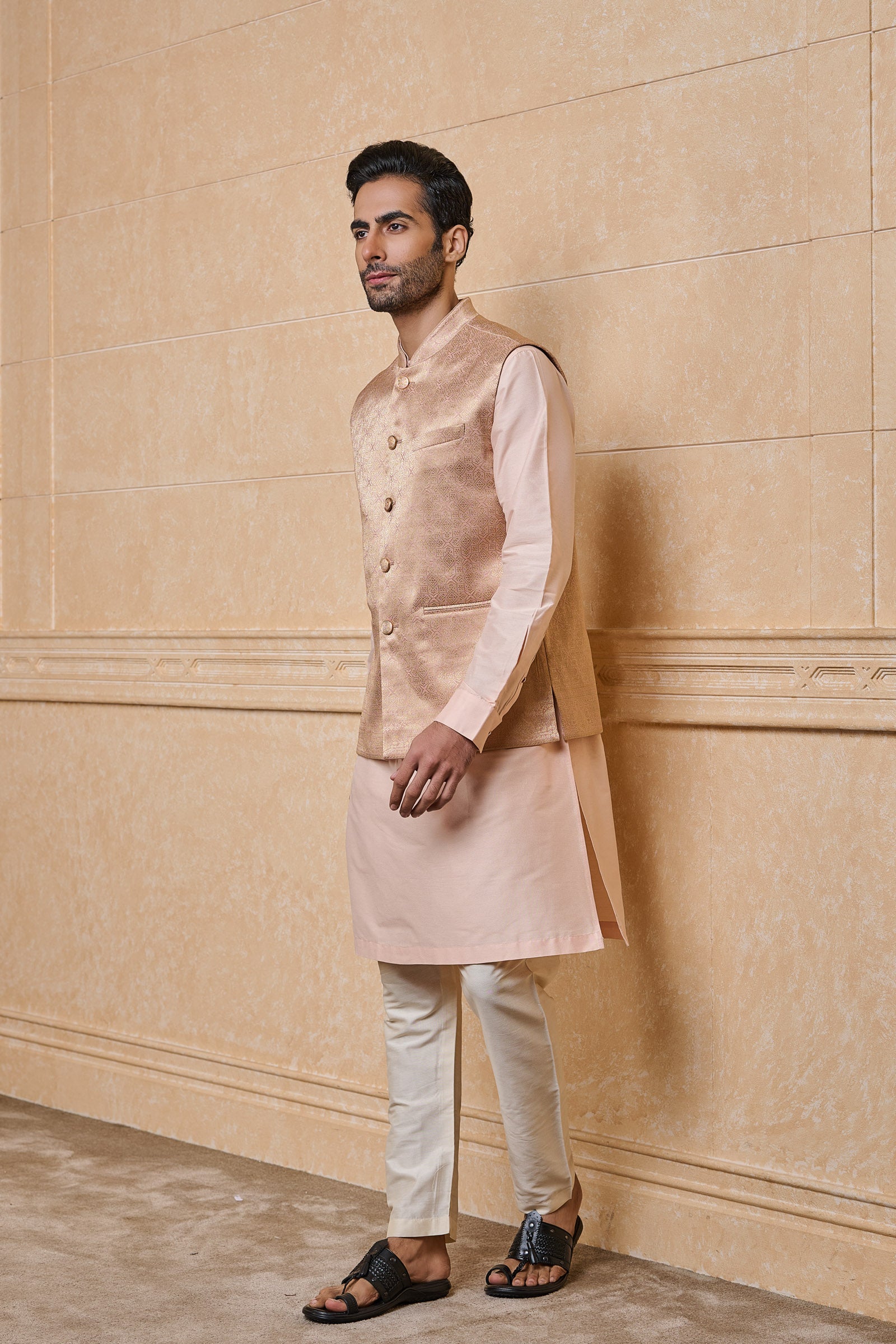 Peach Jacquard Kurta Bundi Set