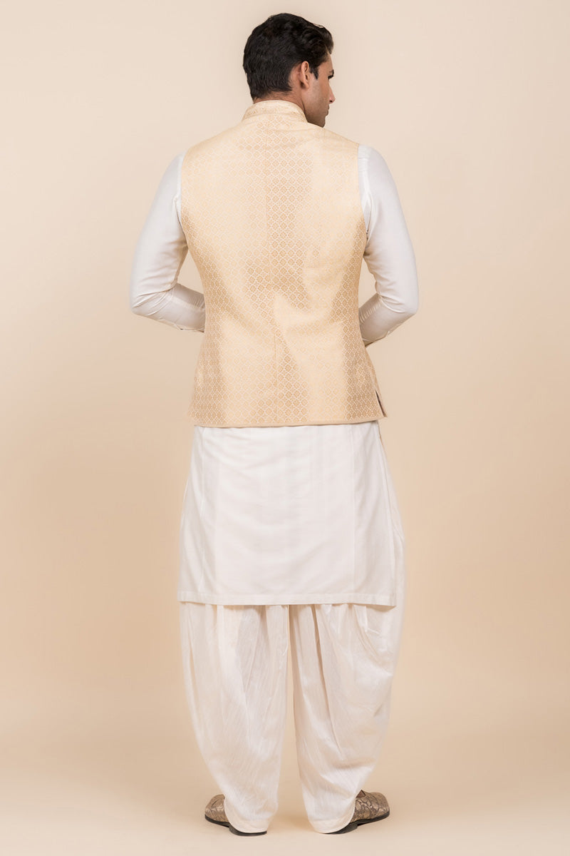 Gold Zari Jacquard Kurta Bundi Set