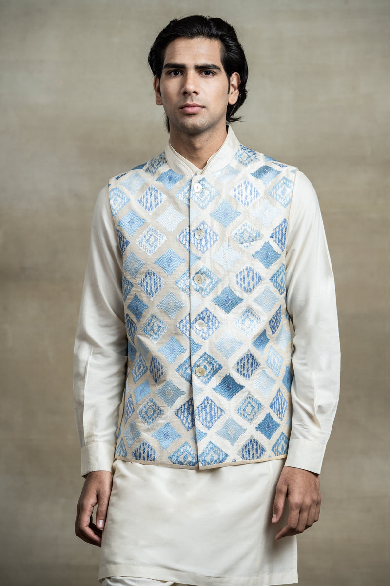 Blue All Over Thread Embroidered Kurta Bundi Set