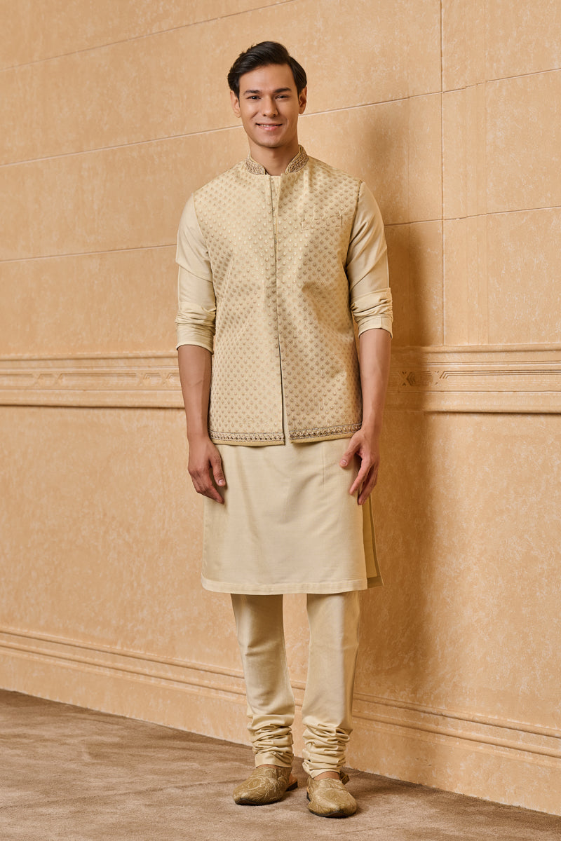 Light Green Embroidered Kurta Bundi Set