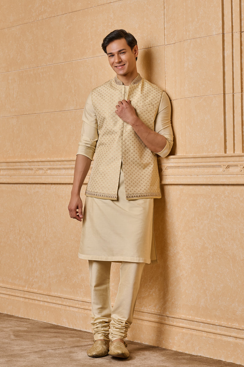 Light Green Embroidered Kurta Bundi Set