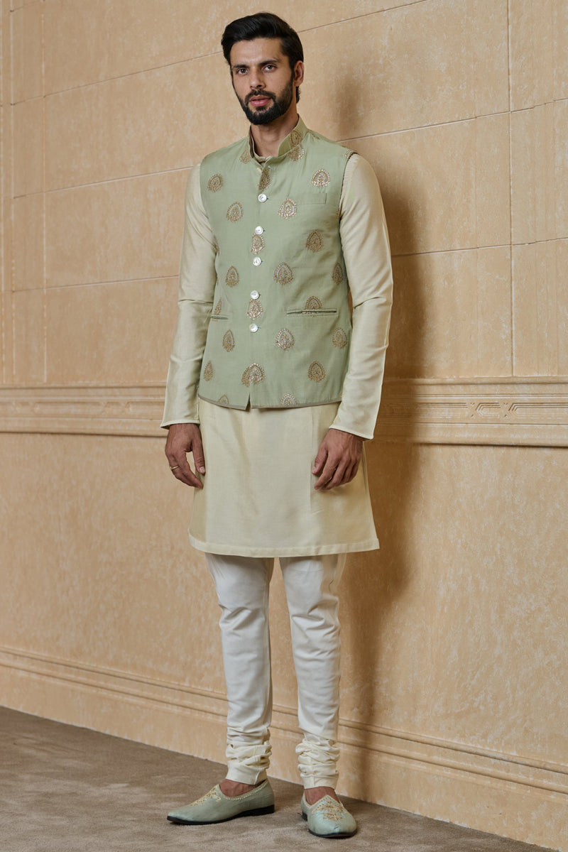 Green Dori Work Highlighted Kurta Bundi Set