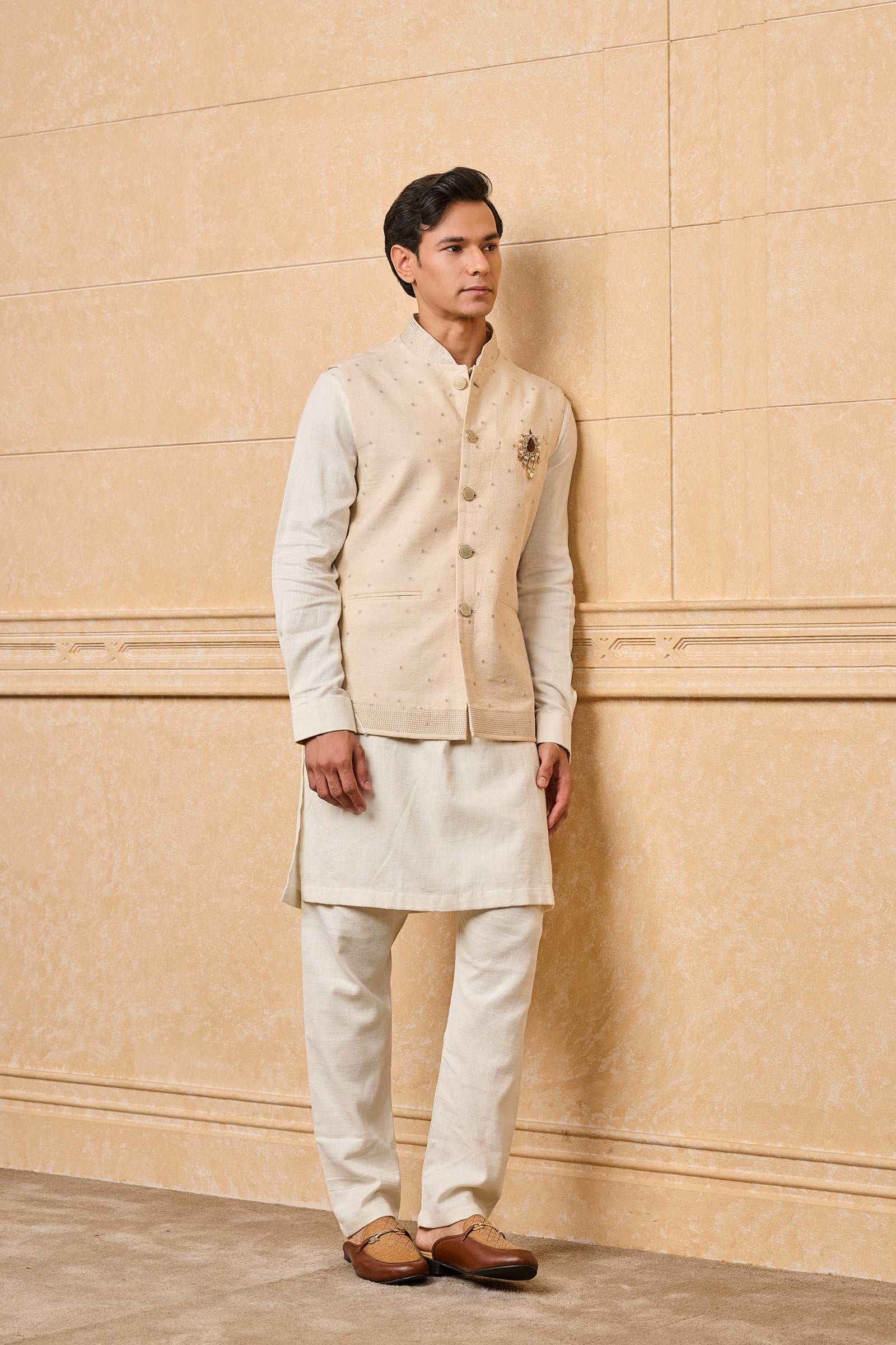 Ivory Jacquard Kurta Bundi Set