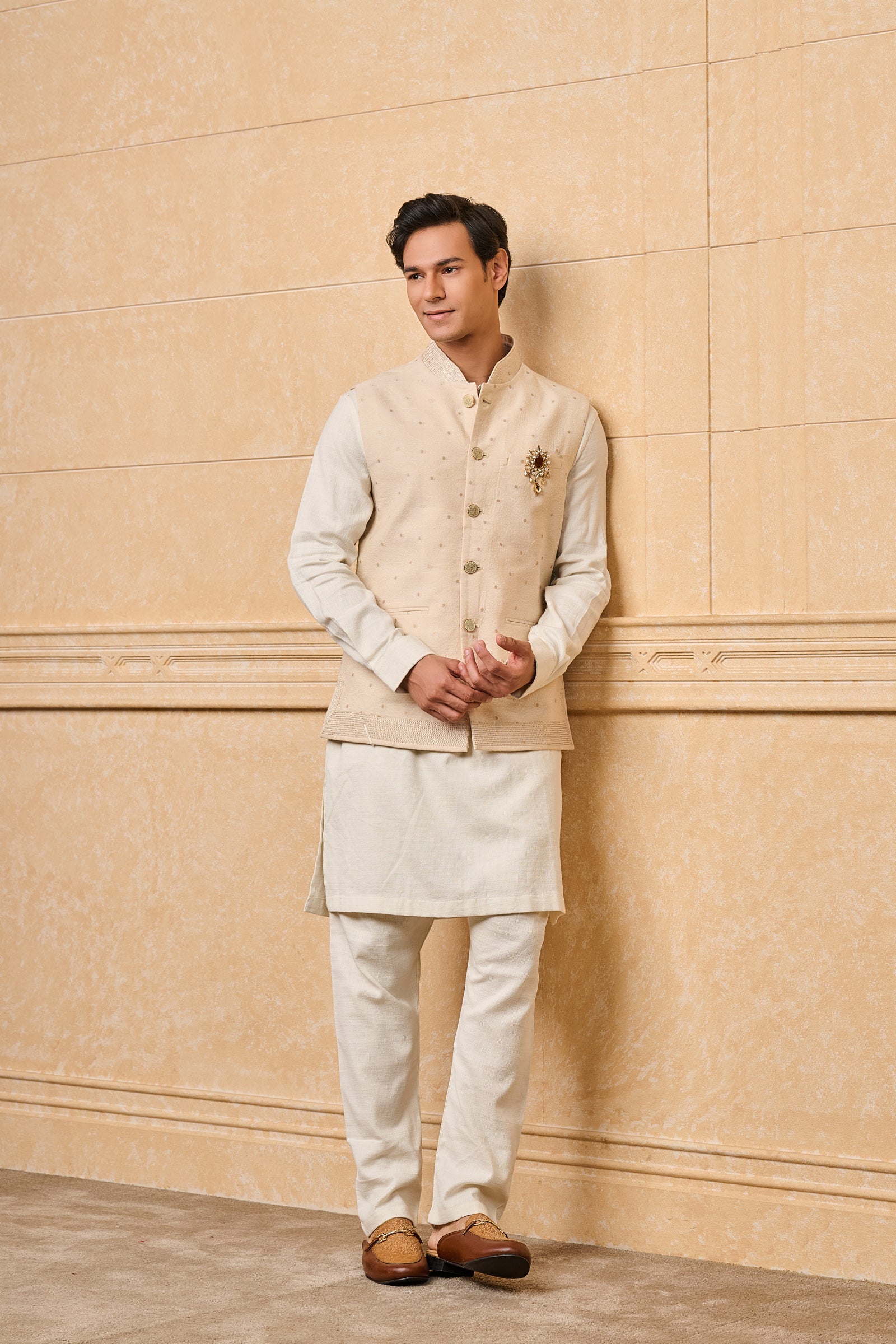 Ivory Jacquard Kurta Bundi Set