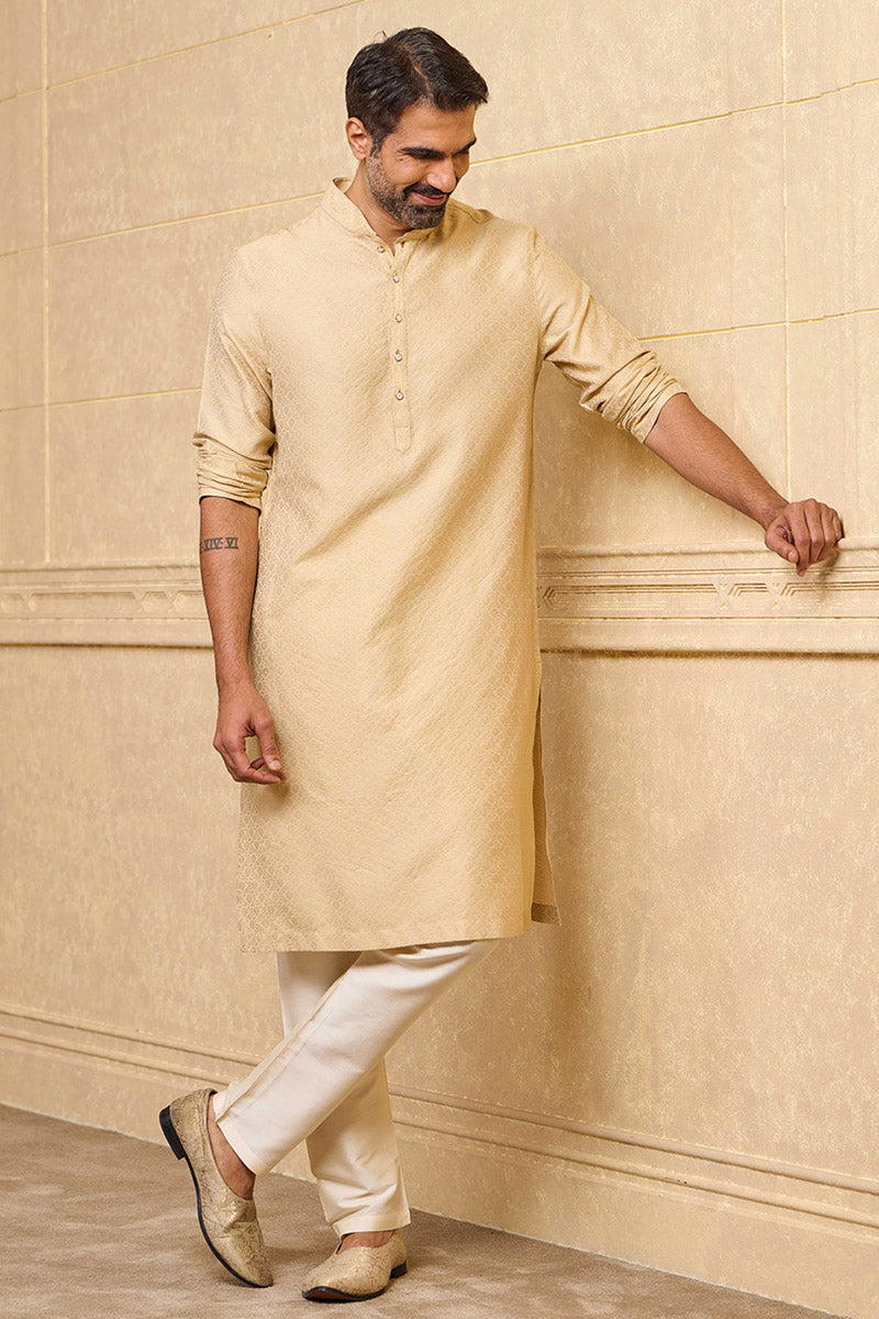 Beige Jacquard Kurta Set With Zari Top Stitch Detailing