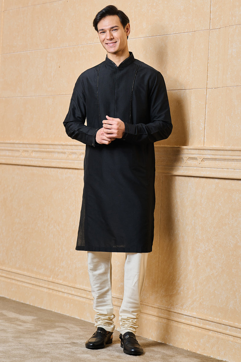 Black Kurta Set With Textured Front Yoke