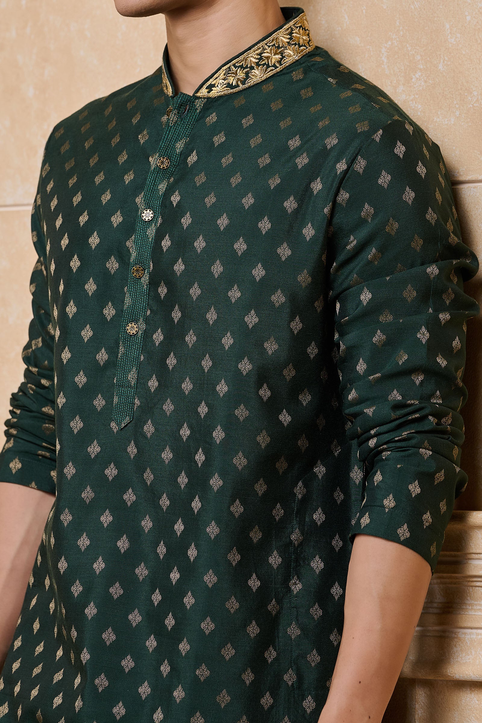 Dark Green Kurta Set With Embroidered Collar