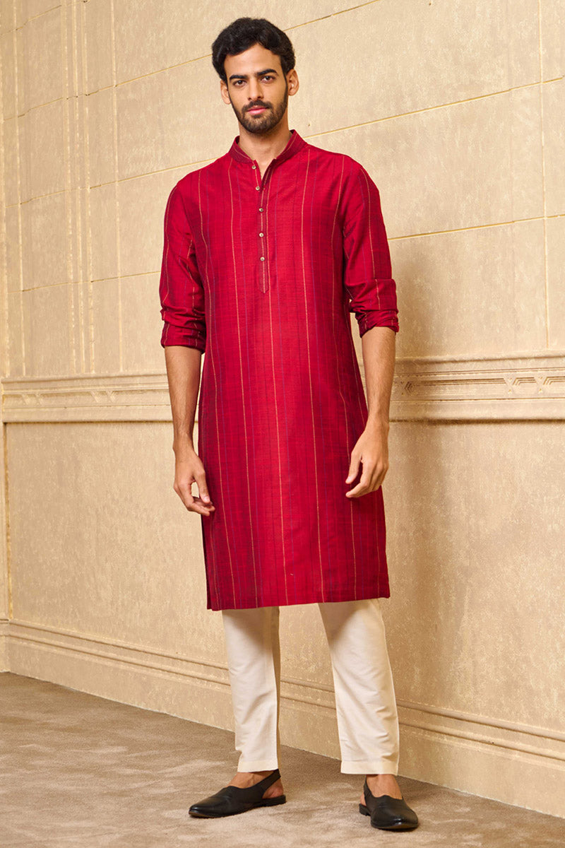 Maroon Zero Point Kurta Set With Top Stitch Detailing