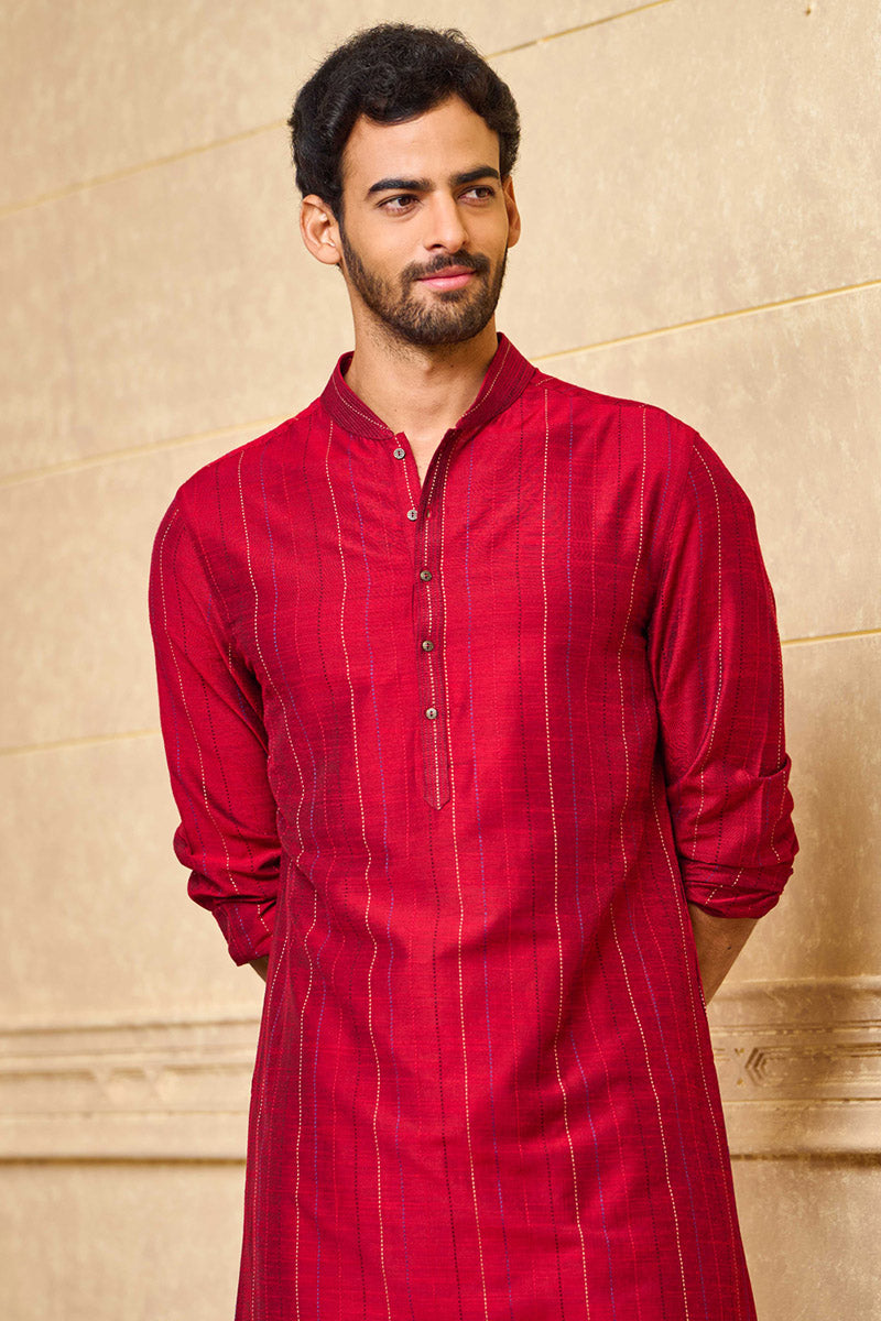 Maroon Zero Point Kurta Set With Top Stitch Detailing