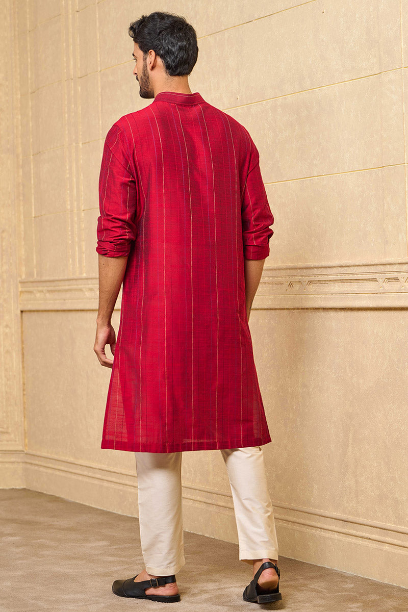 Maroon Zero Point Kurta Set With Top Stitch Detailing