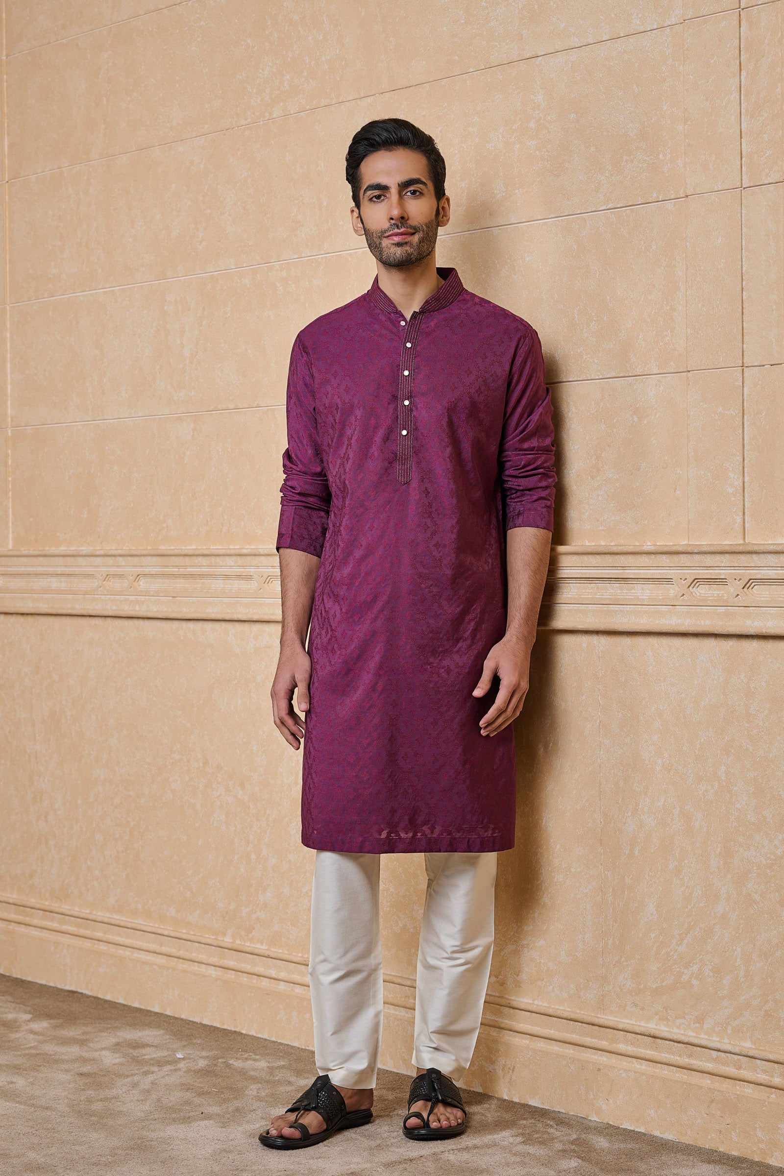 Purple Jacquard Kurta Set With Collar Highlight