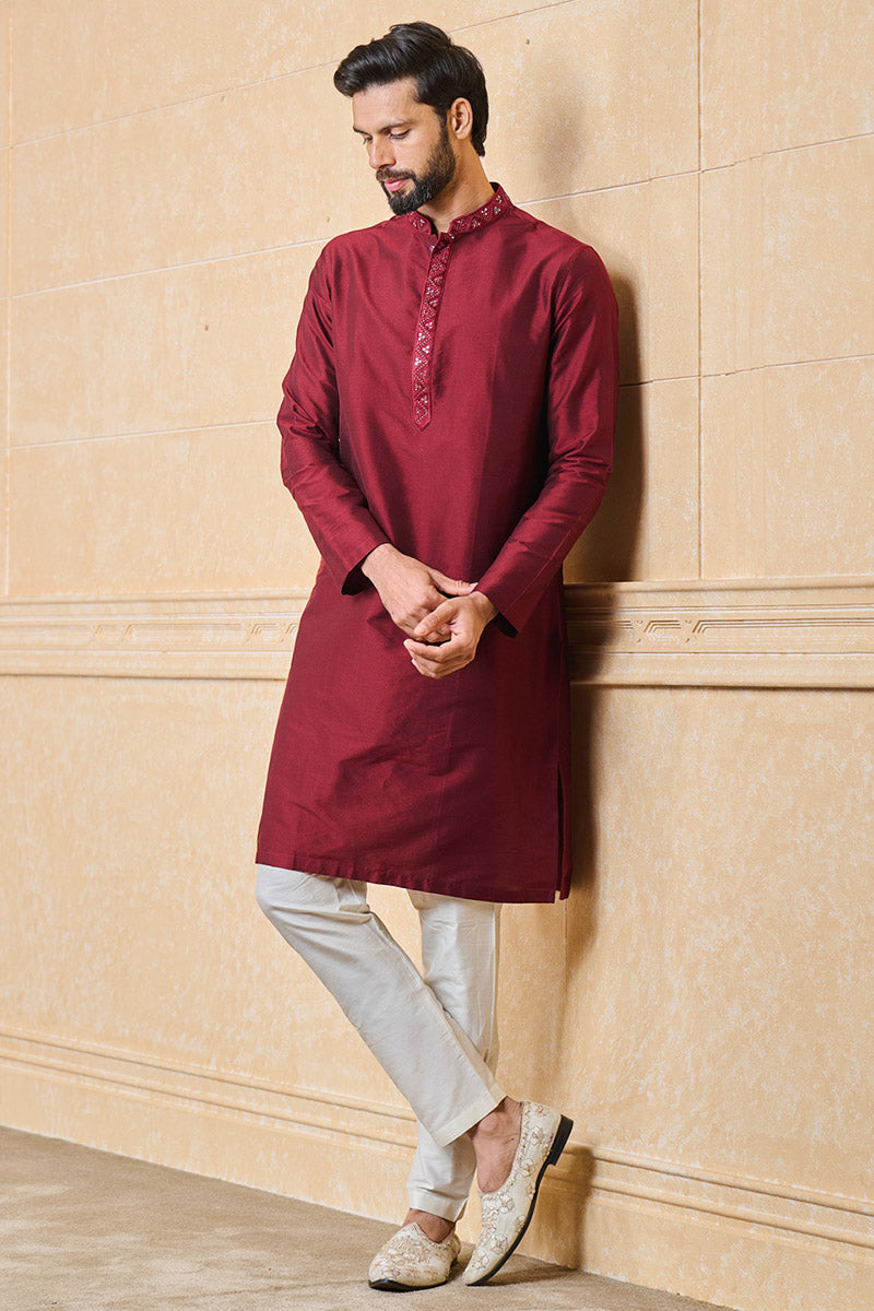 Maroon Kurta Set With Embroidered Collar and Placket