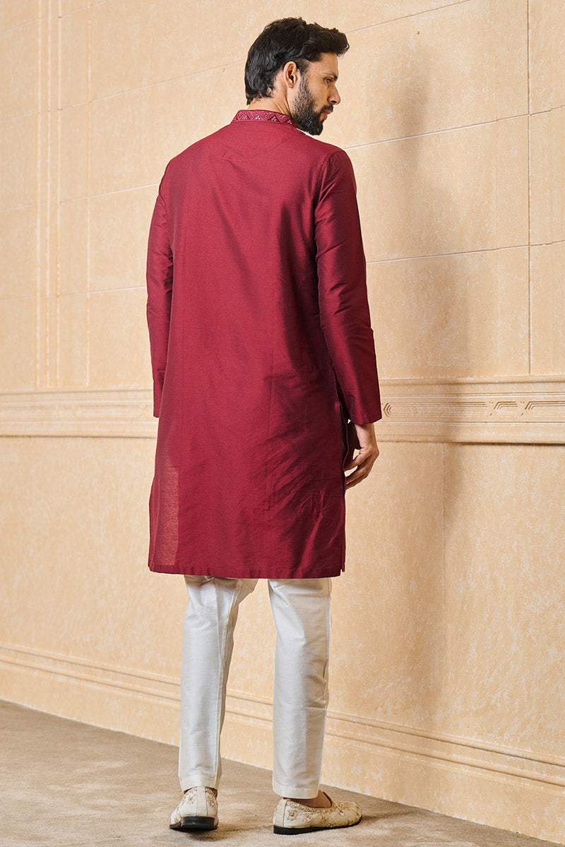 Maroon Kurta Set With Embroidered Collar and Placket