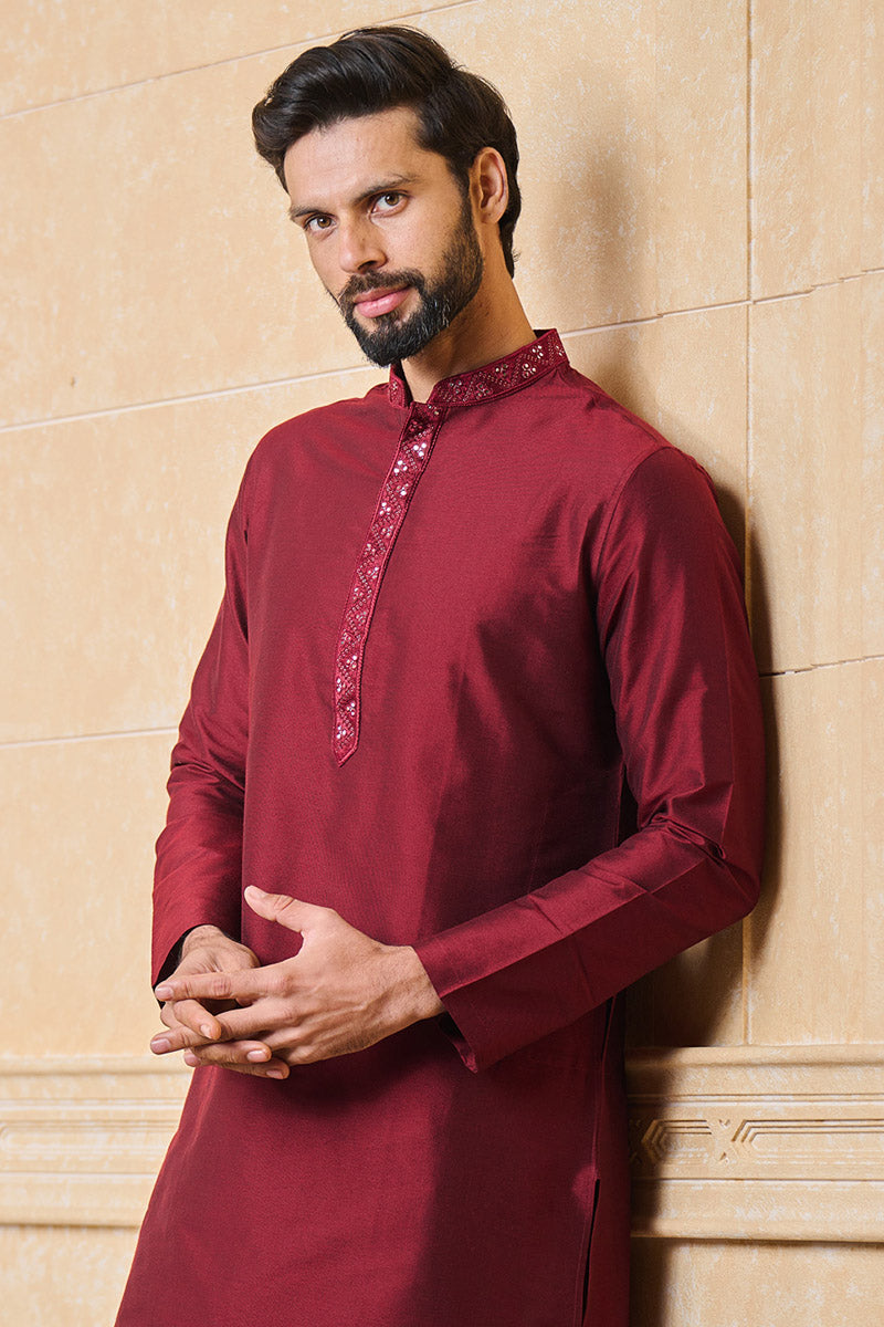 Maroon Kurta Set With Embroidered Collar and Placket