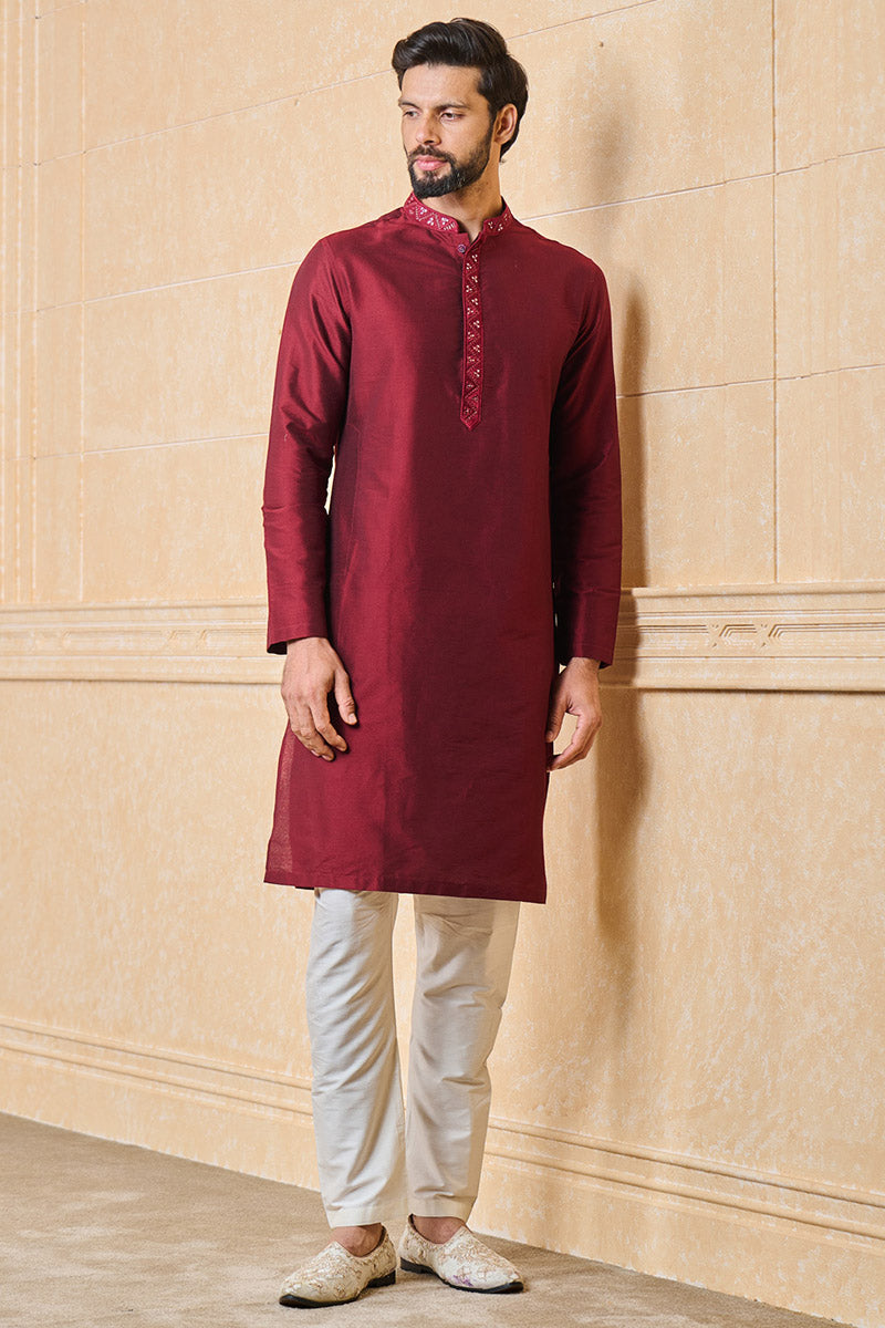 Maroon Kurta Set With Embroidered Collar and Placket