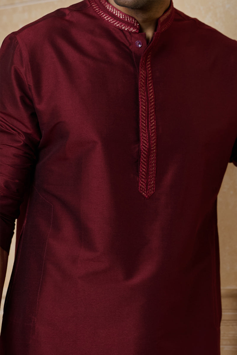 Maroon Kurta Set With Embroidered Collar and Placket