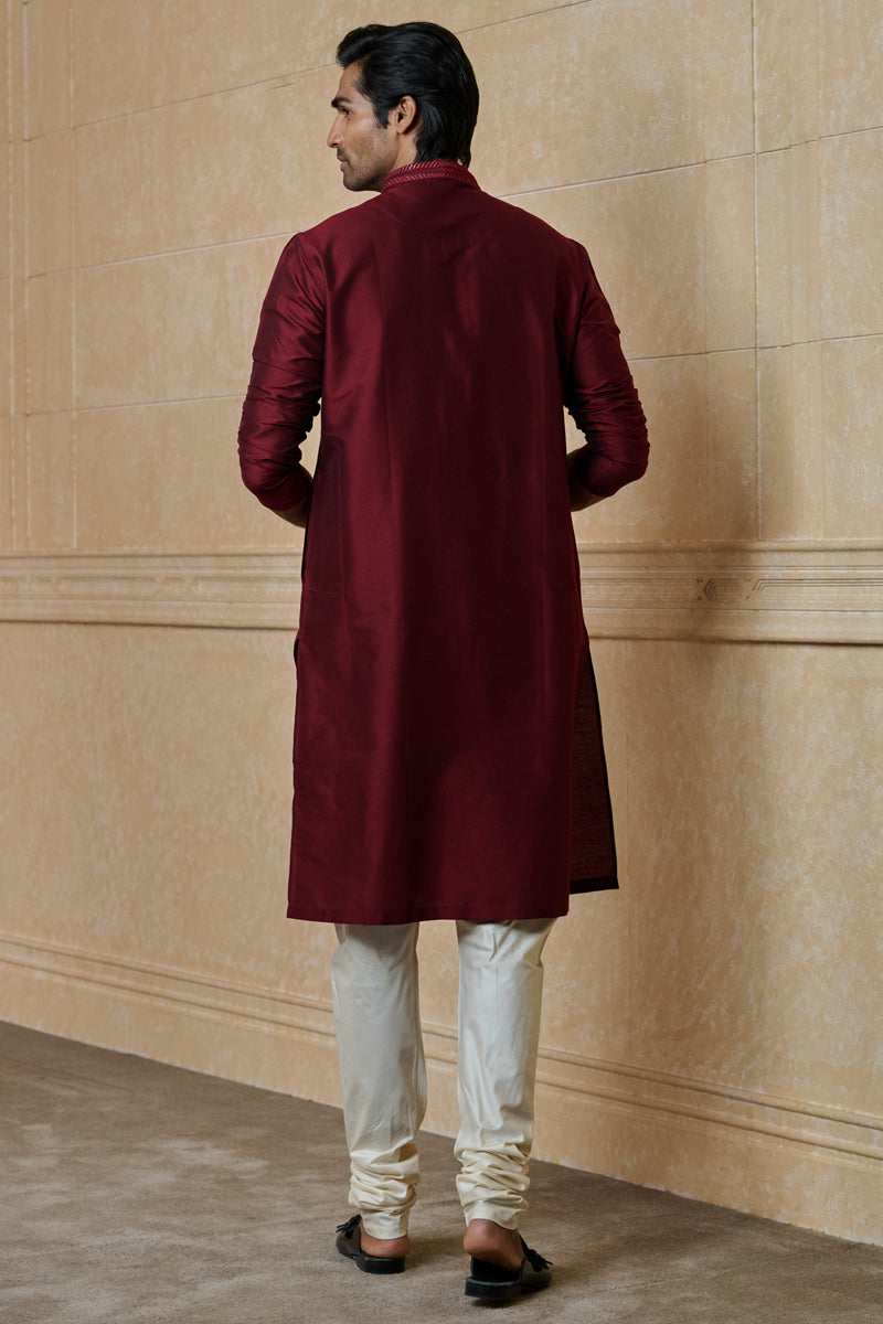 Maroon Kurta Set With Embroidered Collar and Placket