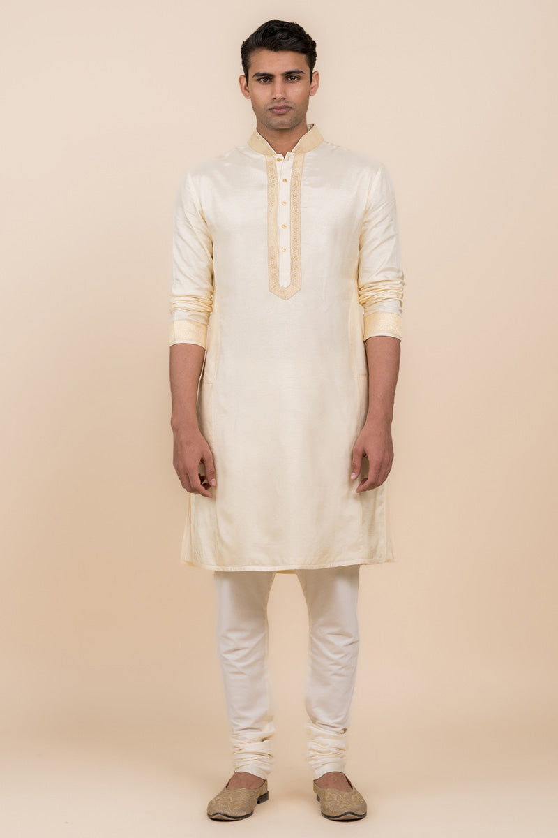 Cream Kurta Set With Zari Borders