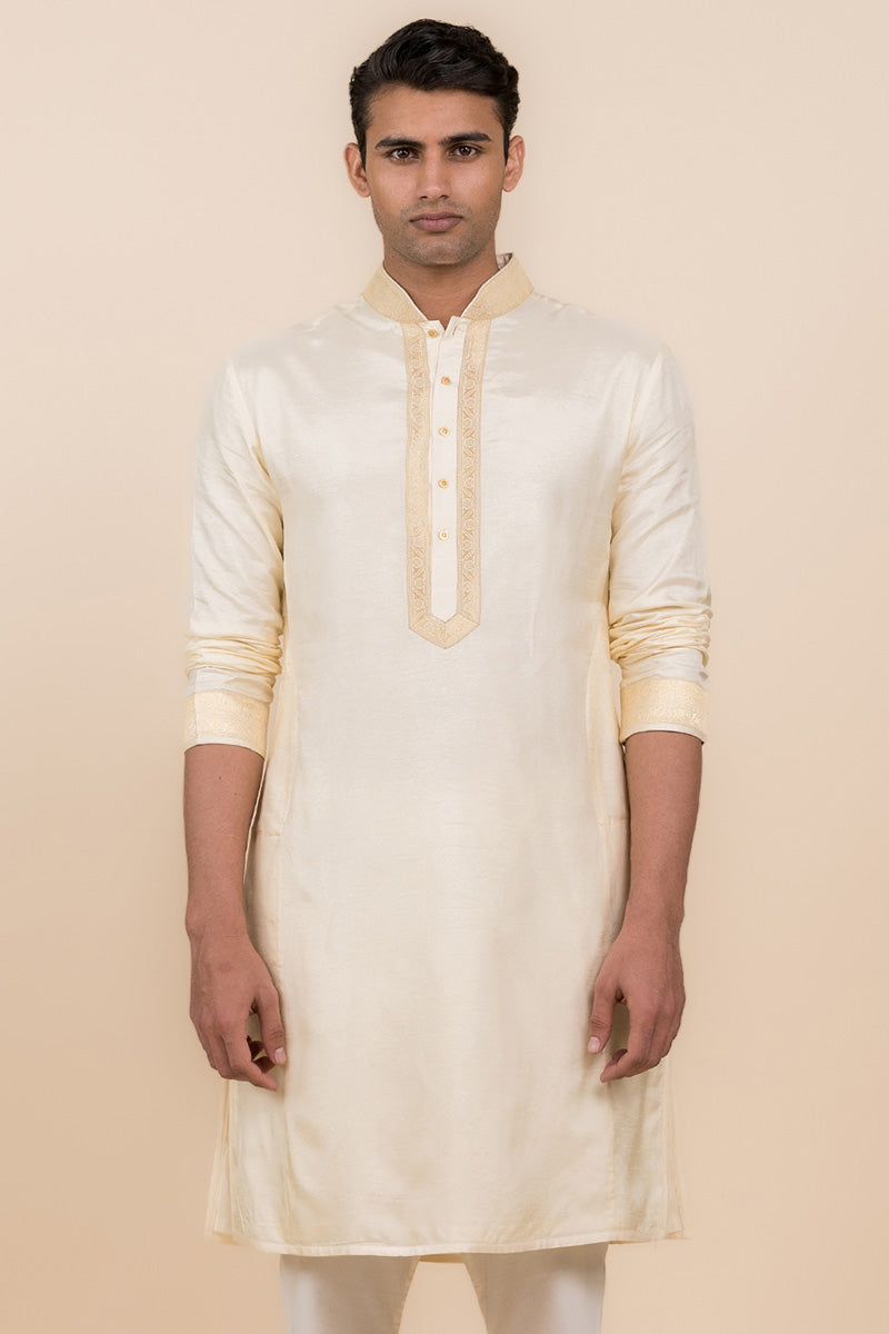 Cream Kurta Set With Zari Borders