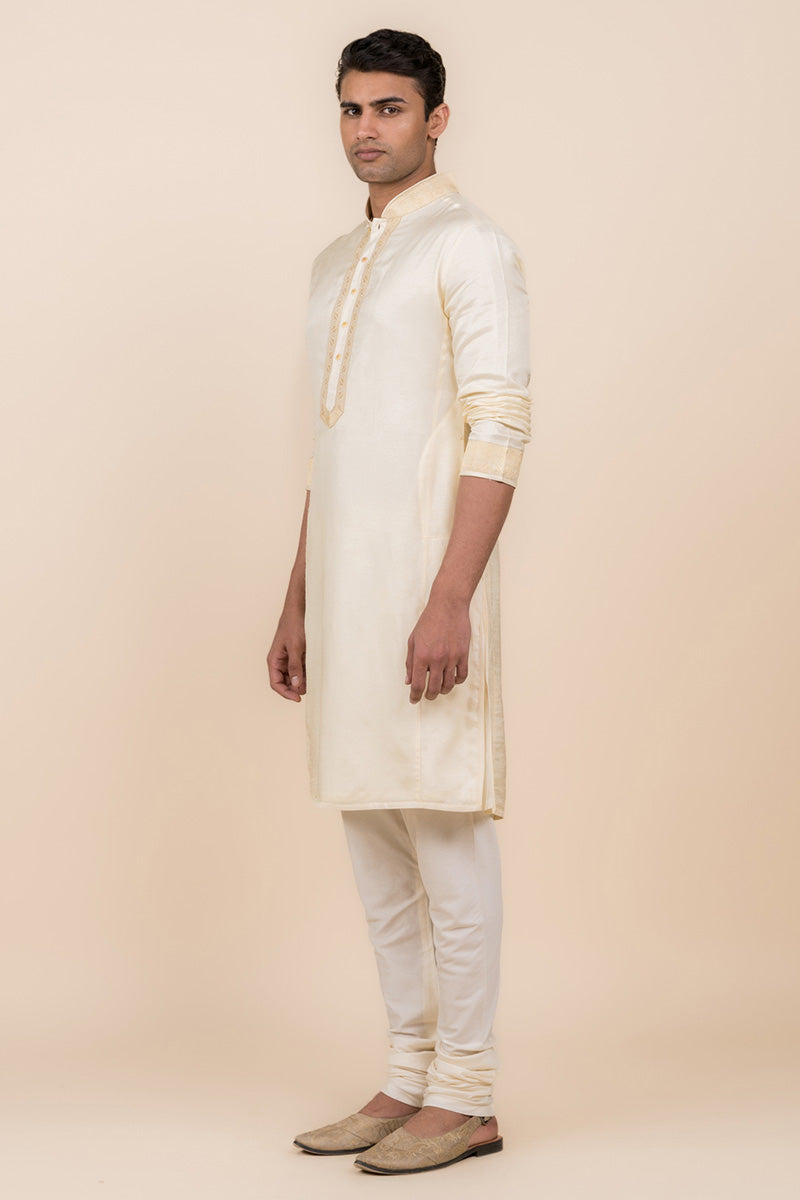 Cream Kurta Set With Zari Borders