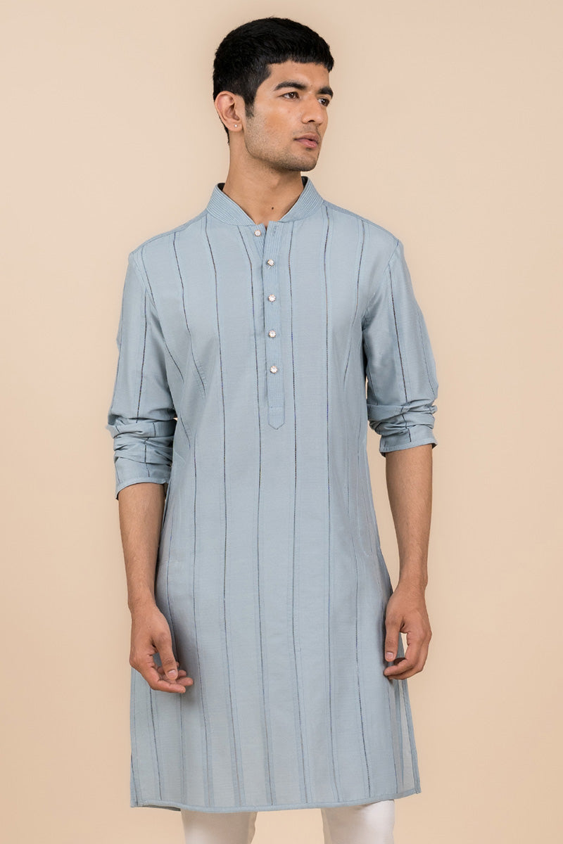 Light Blue Kurta Set In Resham And Zari Embroidery