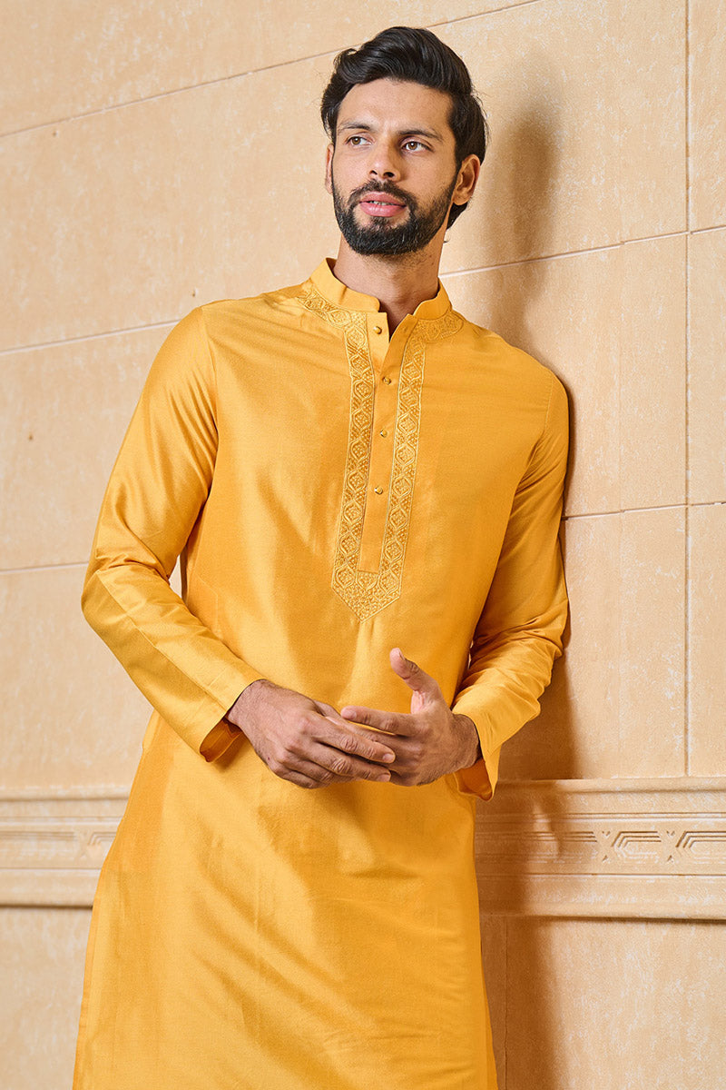 Gold Resham Embroidered Kurta Set