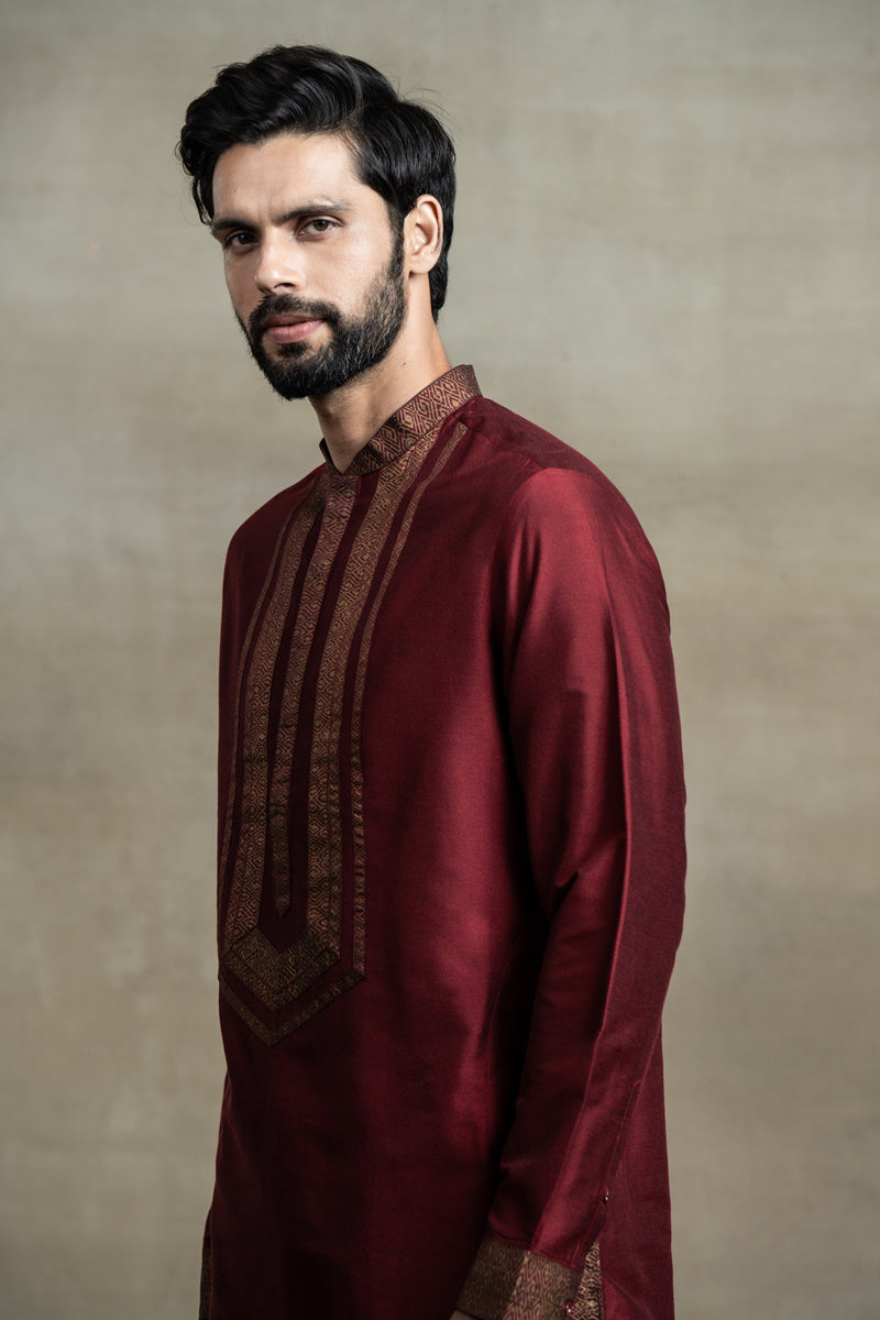 Maroon Kurta Set With Printed Yoke