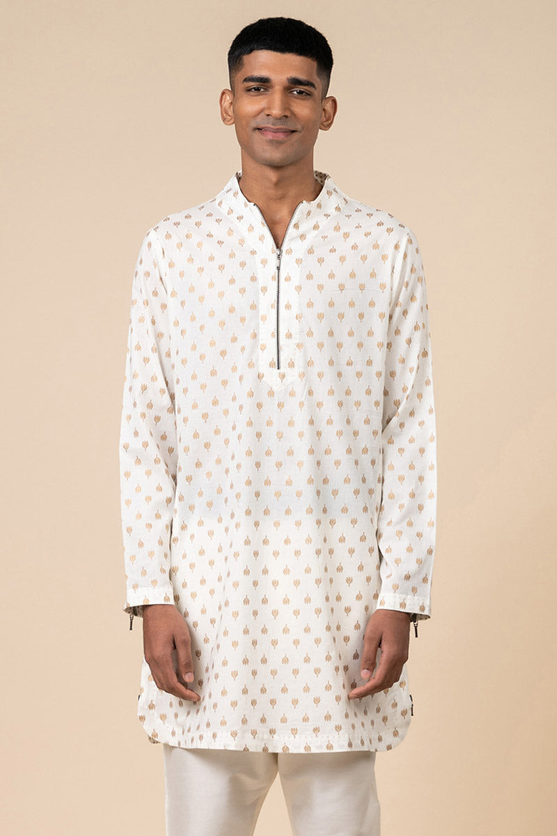 Ivory Printed Kurta Set With Zipper Placket