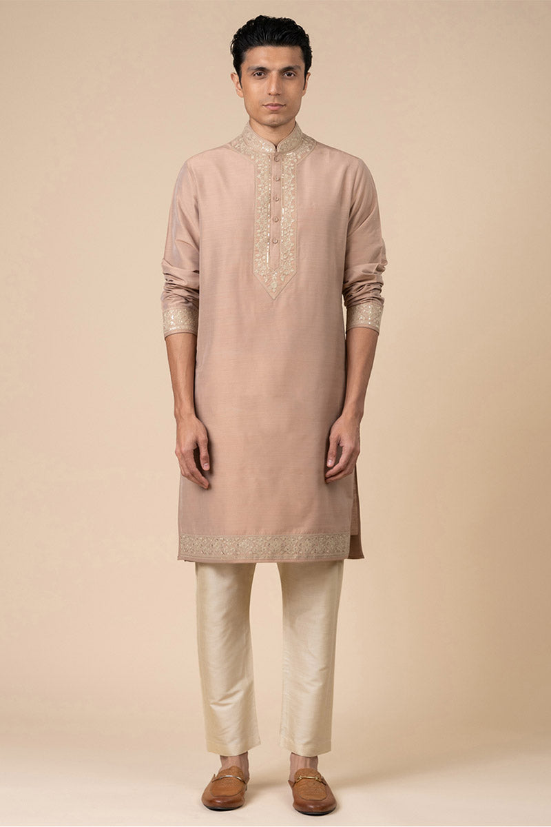 Pink Kurta Set With Embroidery Detailing